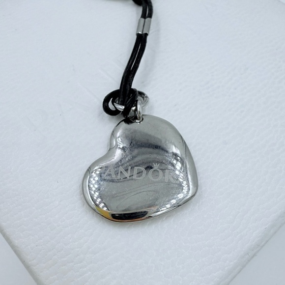 Pandora Keychain - Picture 2 of 3